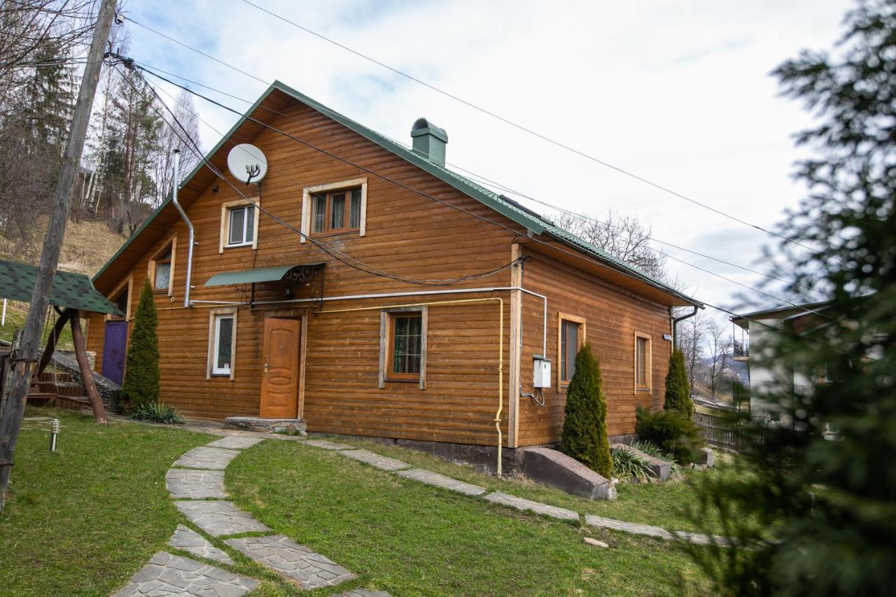 "Анастасія" 亚列姆切 外观 照片